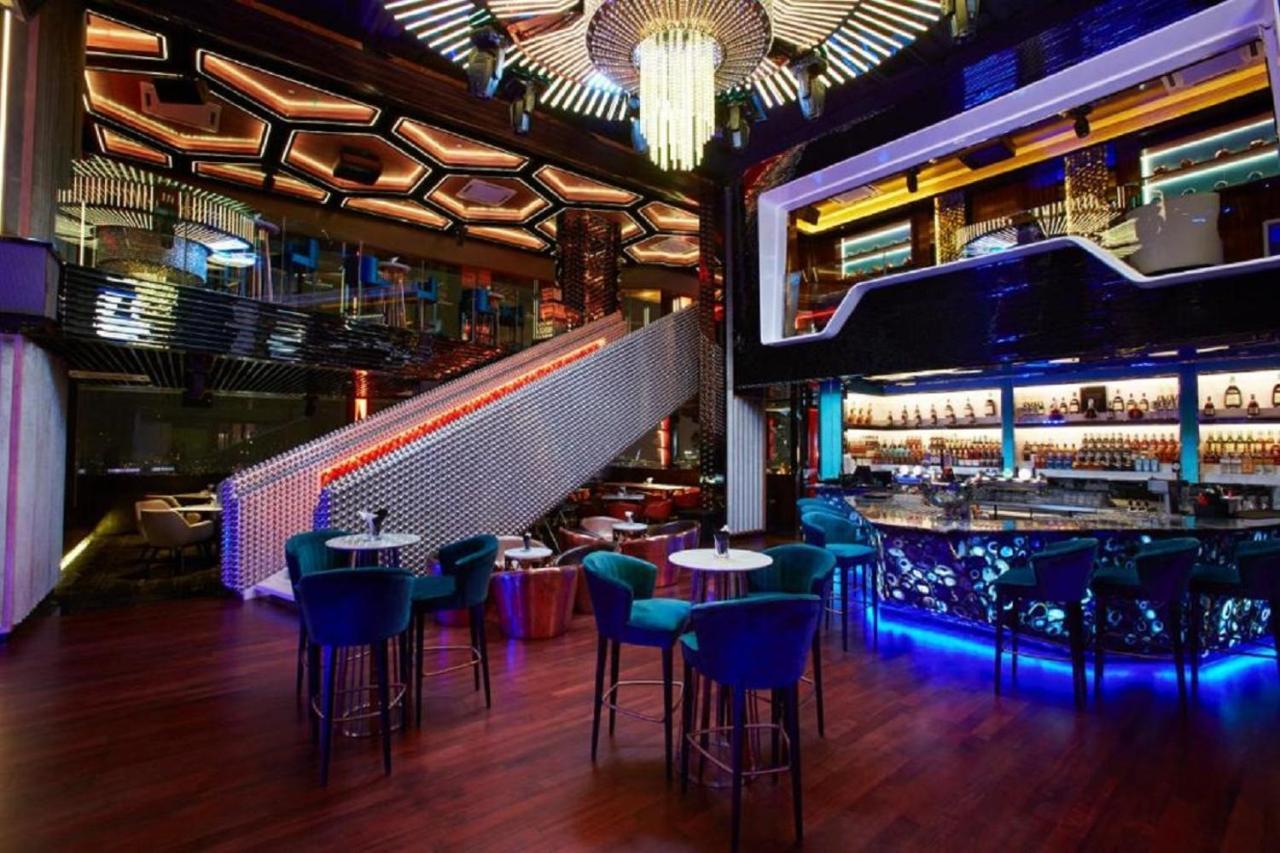 The Platinum Klcc By Cozy White Kuala Lumpur Exterior foto